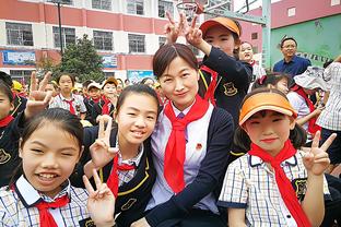 Cựu quốc cước Dương Húc xem trận chung kết trường trung học Nhật Bản: Người khác lại tiến bộ một năm, chúng ta lại chờ đợi một năm!